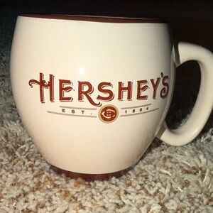 Hershey's Est. 1894 Cream & Brown Barrel Coffee Cup Mug Hot Chocolate